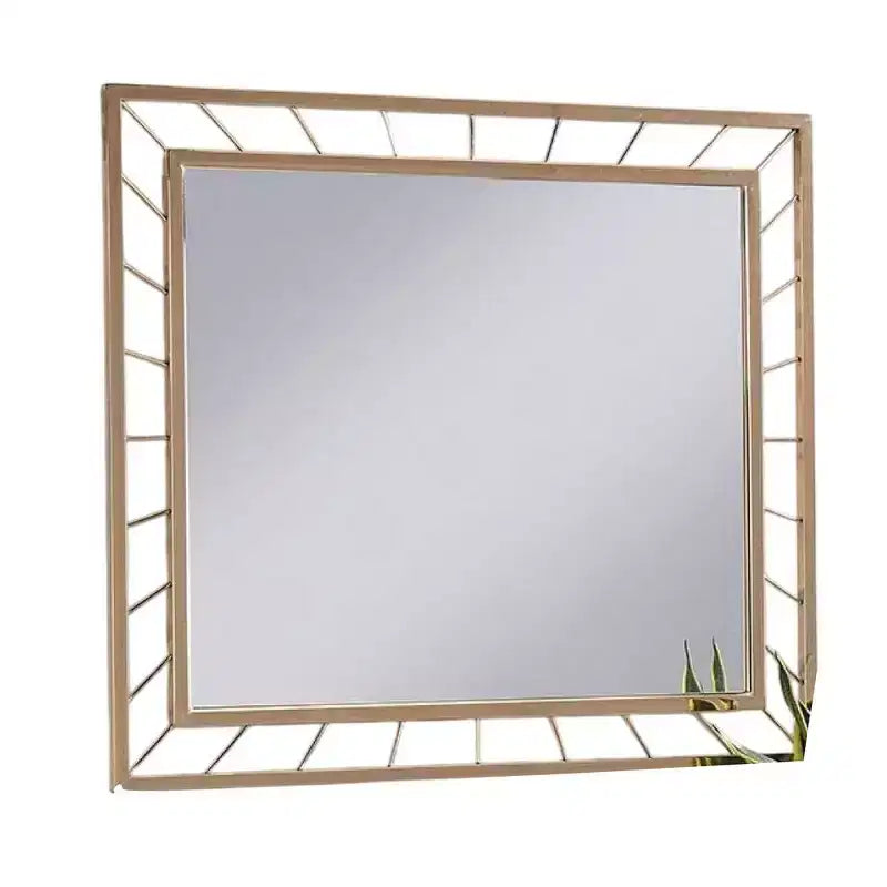 Specchio da parete con cornice in metallo dorato, rettangolare, 39"L x 35"A, 1 pezzo